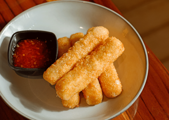 CHEESE-FINGERS-